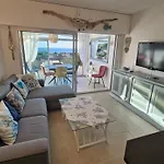 3 Pieces Climatise Avec Piscine, 6 Pers, - Fr-1-780-87 Sainte-Maxime