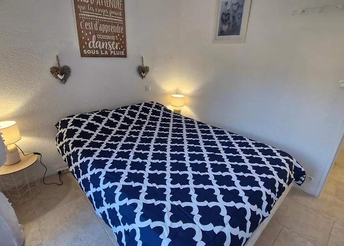 Apartamento 3 Pièces Climatisé Avec Piscine Et Parking Proche à - Fr-1-780-87 Sainte-Maxime