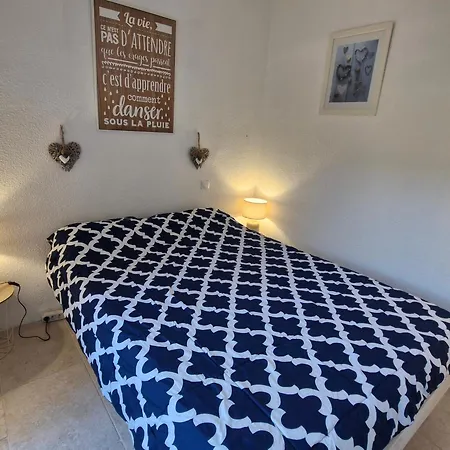 3 Pieces Climatise Avec Piscine, 6 Pers, - Fr-1-780-87 Sainte-Maxime