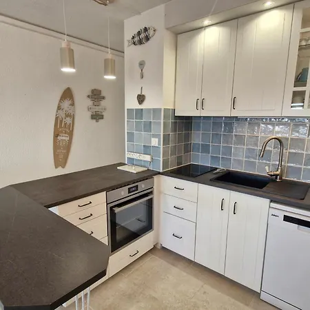 Appartement 3 Pieces Climatise Avec Piscine, 6 Pers, - Fr-1-780-87 Sainte-Maxime