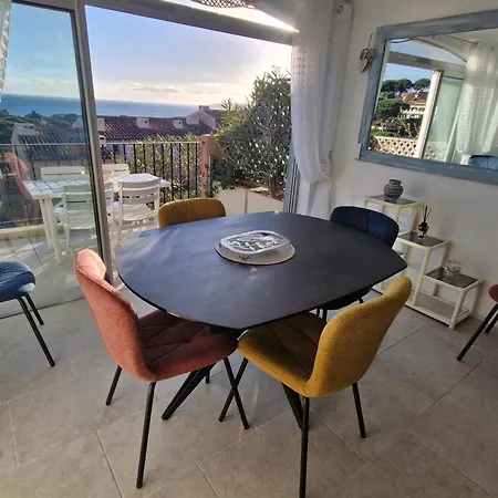 3 Pieces Climatise Avec Piscine, 6 Pers, - Fr-1-780-87 * Sainte-Maxime