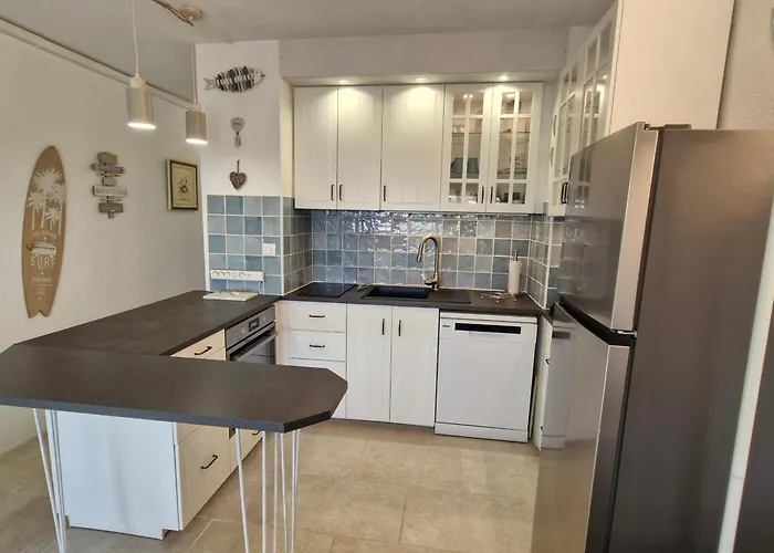 Apartment 3 Pieces Climatise Avec Piscine, 6 Pers, - Fr-1-780-87 *