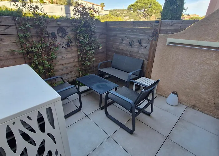 Appartamento 3 Pièces Climatisé Avec Piscine Et Parking Proche à - Fr-1-780-87