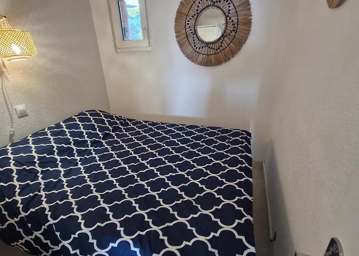 3 Pieces Climatise Avec Piscine, 6 Pers, - Fr-1-780-87 * Sainte-Maxime